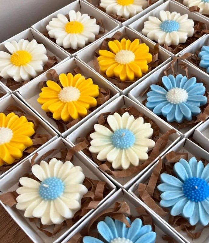 Daisy Flower Scented Candle